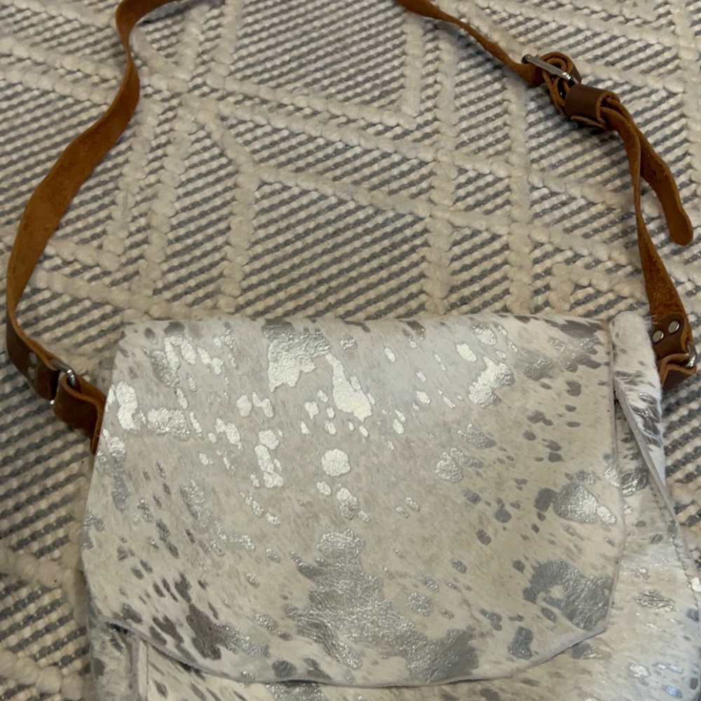 Purse - Picture 3 of 7